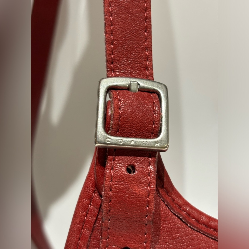 Rare Vintage Coach Red “Hippie Flap” Leather Bag - Picture 5 of 16